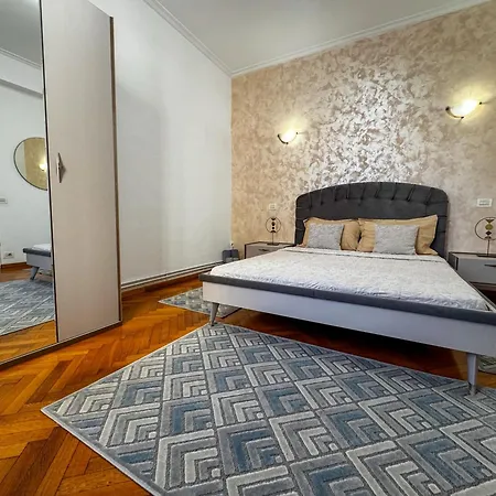 Athenaeum Signature Residence Apartment