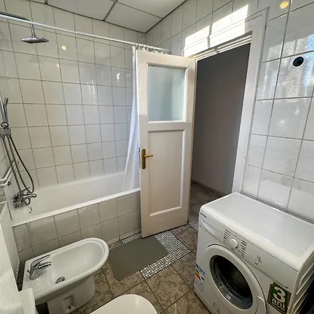 Athenaeum Signature Residence